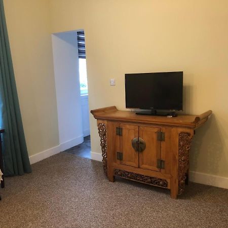 Cosy One Bedroom Flat In City Center EDI Kültér fotó