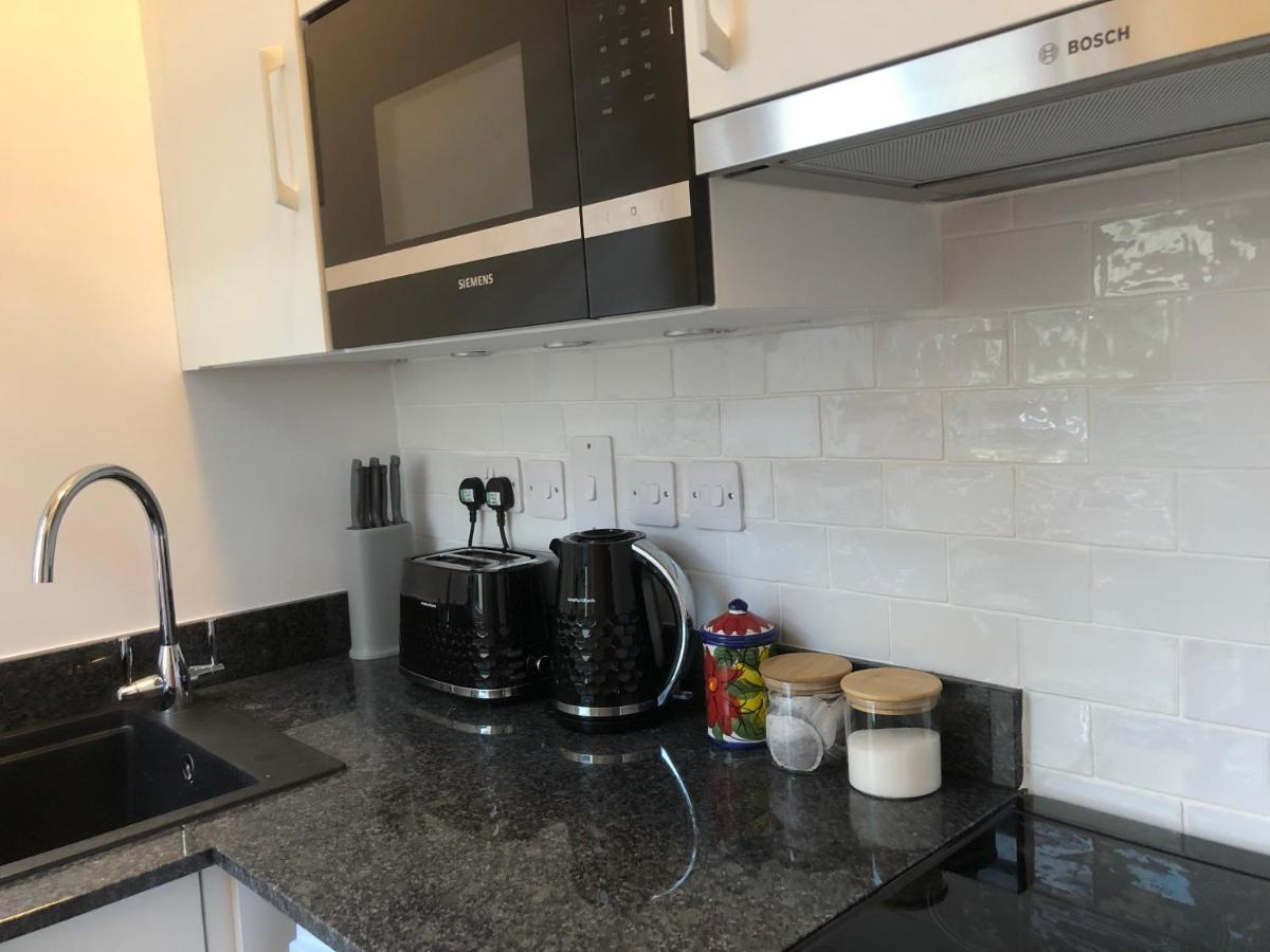 Cosy One Bedroom Flat In City Center EDI Kültér fotó