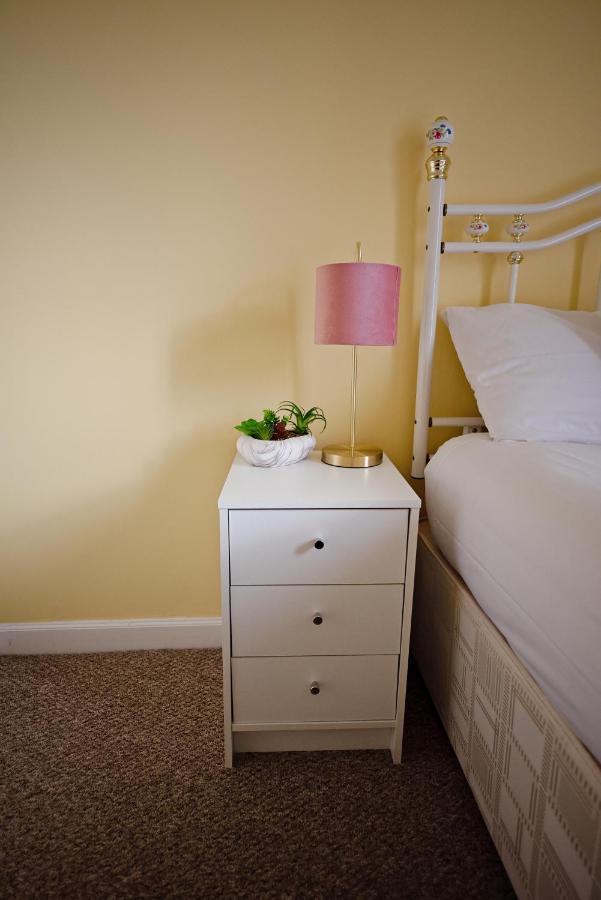 Cosy One Bedroom Flat In City Center EDI Kültér fotó